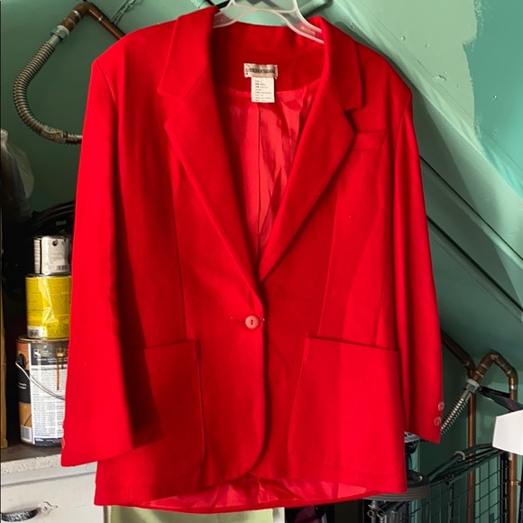 Blazer - Picture 1 of 1